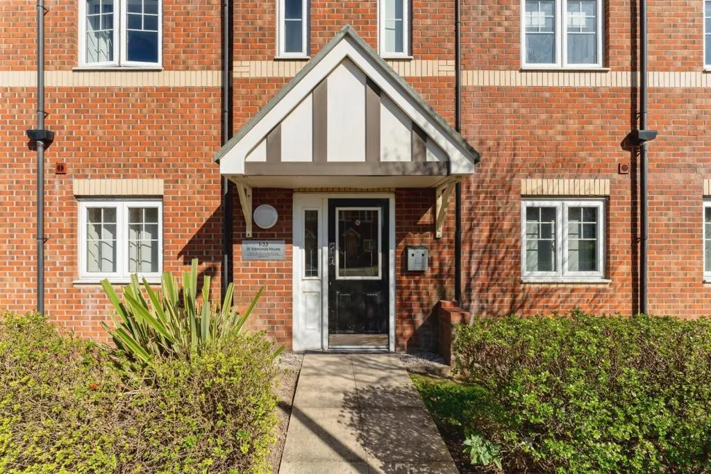 2 bed Apartment