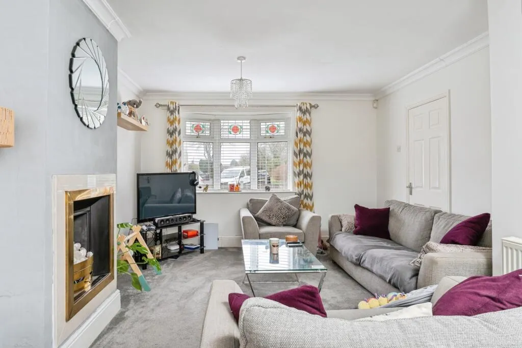 3 bed Semi-Detached