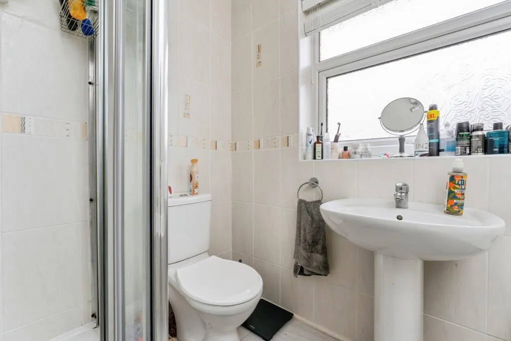 3 bed Semi-Detached