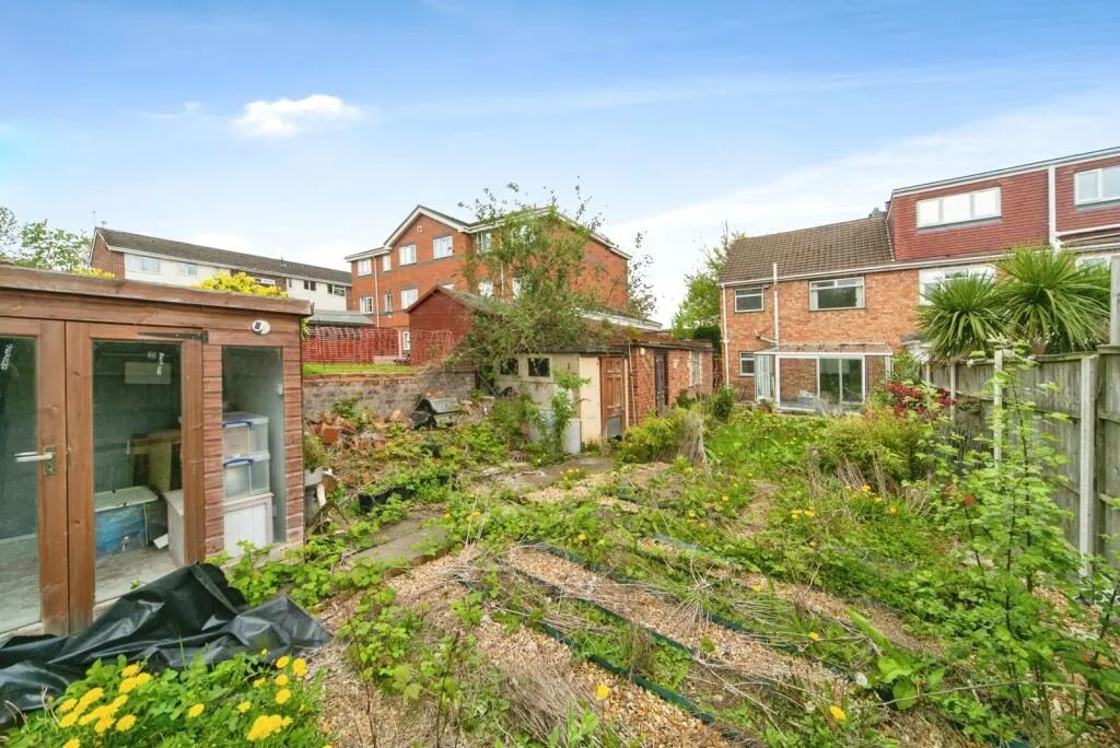 3 bed Semi-Detached