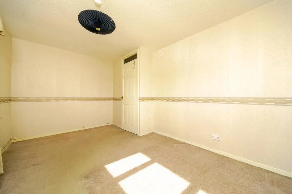 3 bed Terraced