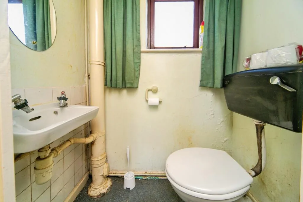 3 bed Terraced