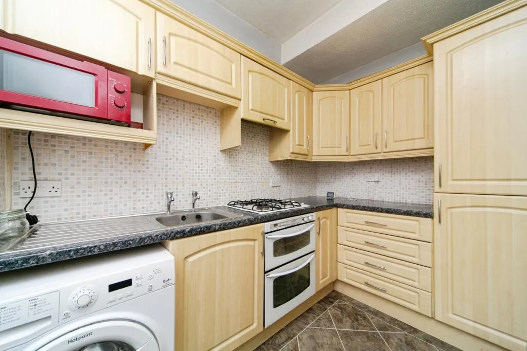 3 bed House