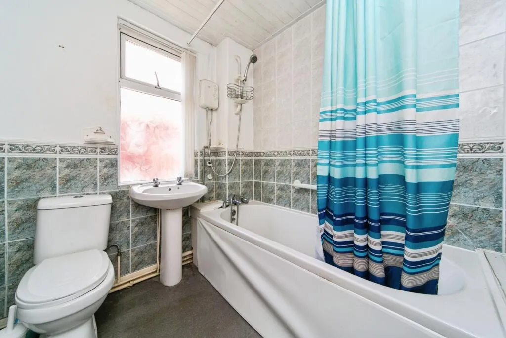3 bed House