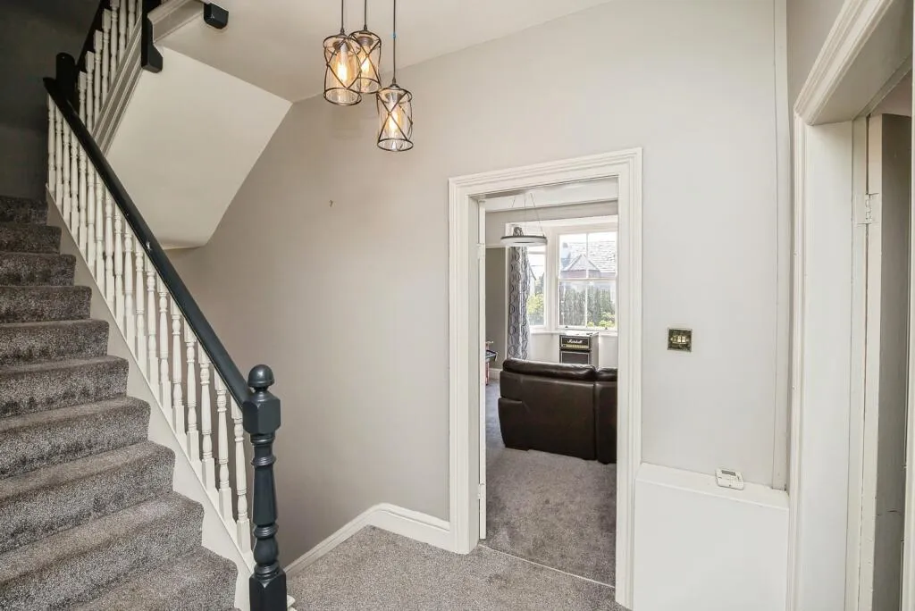 4 bed Maisonette