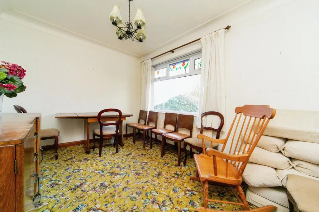 3 bed Semi-Detached