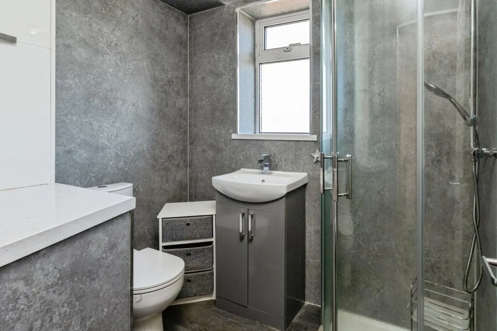 3 bed Semi-Detached