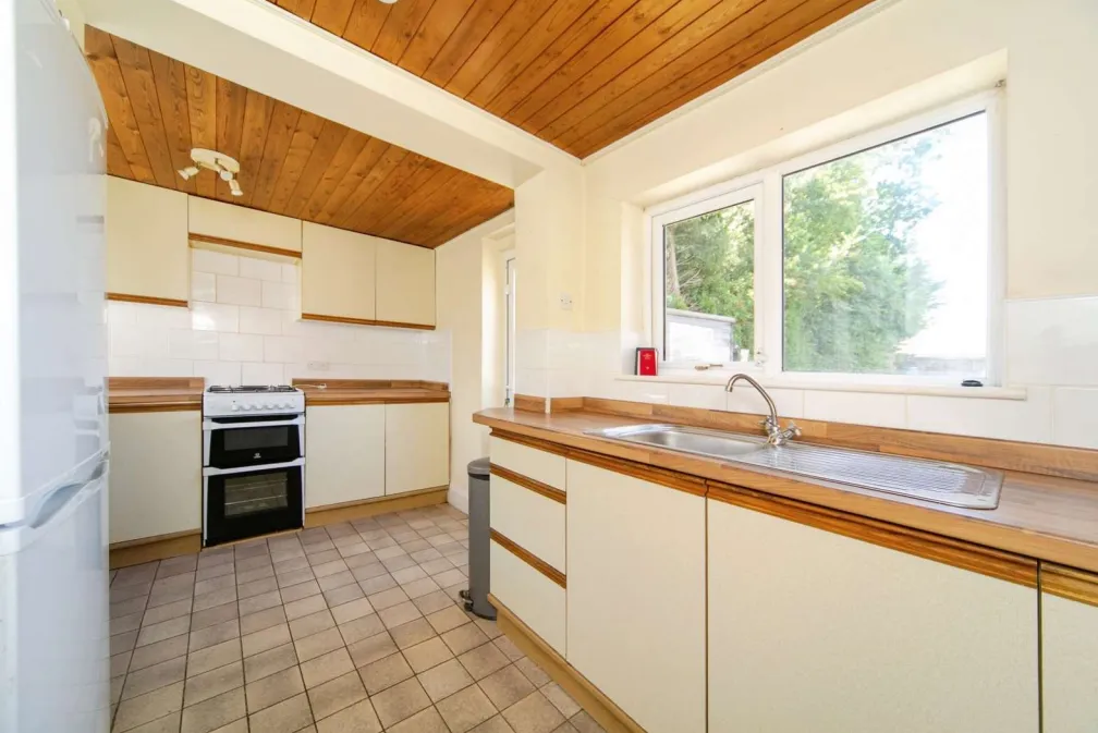 3 bed Semi-Detached