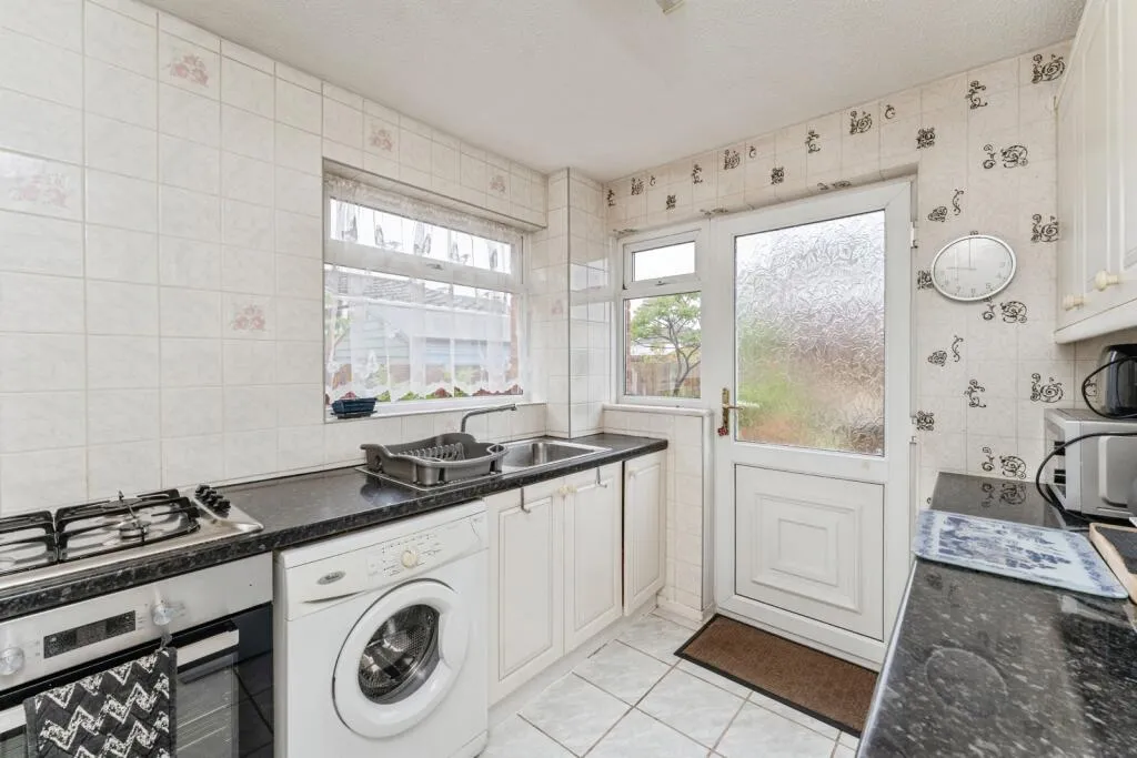 3 bed Semi-Detached