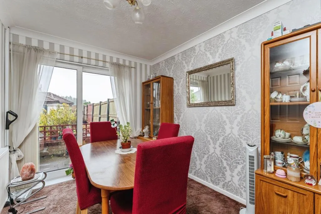 3 bed Semi-Detached