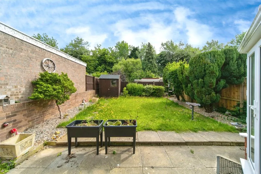 3 bed Semi-Detached