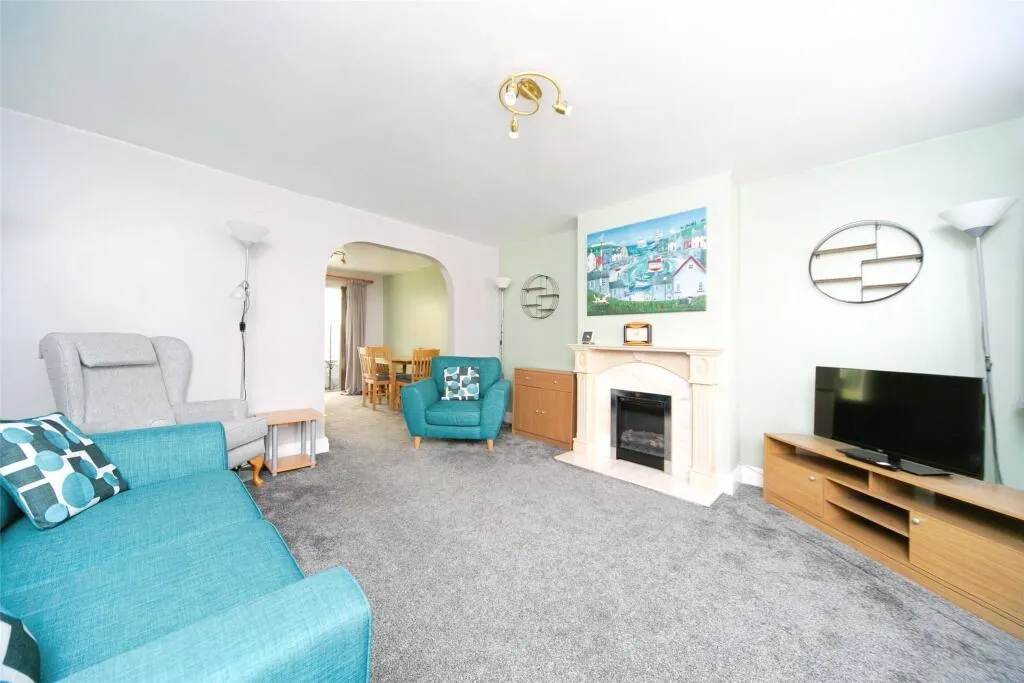 3 bed Semi-Detached