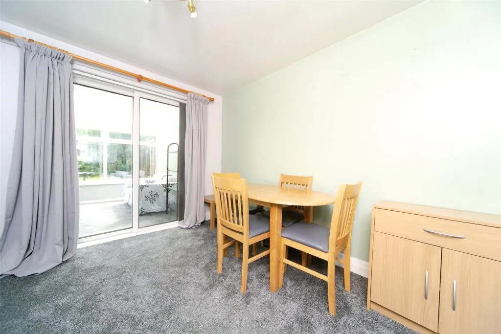 3 bed Semi-Detached