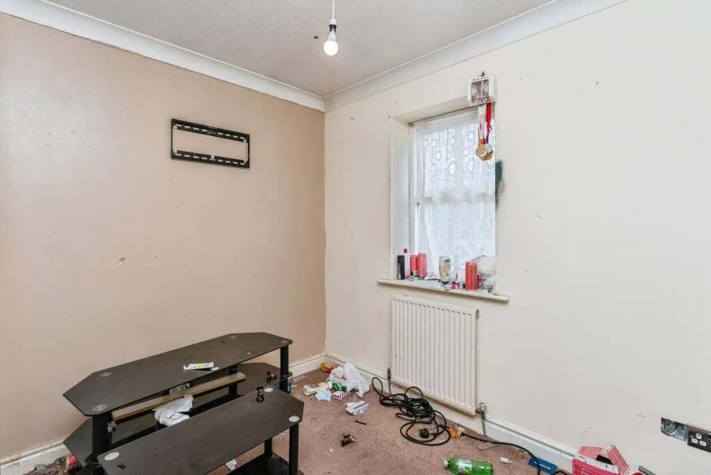 4 bed Detached