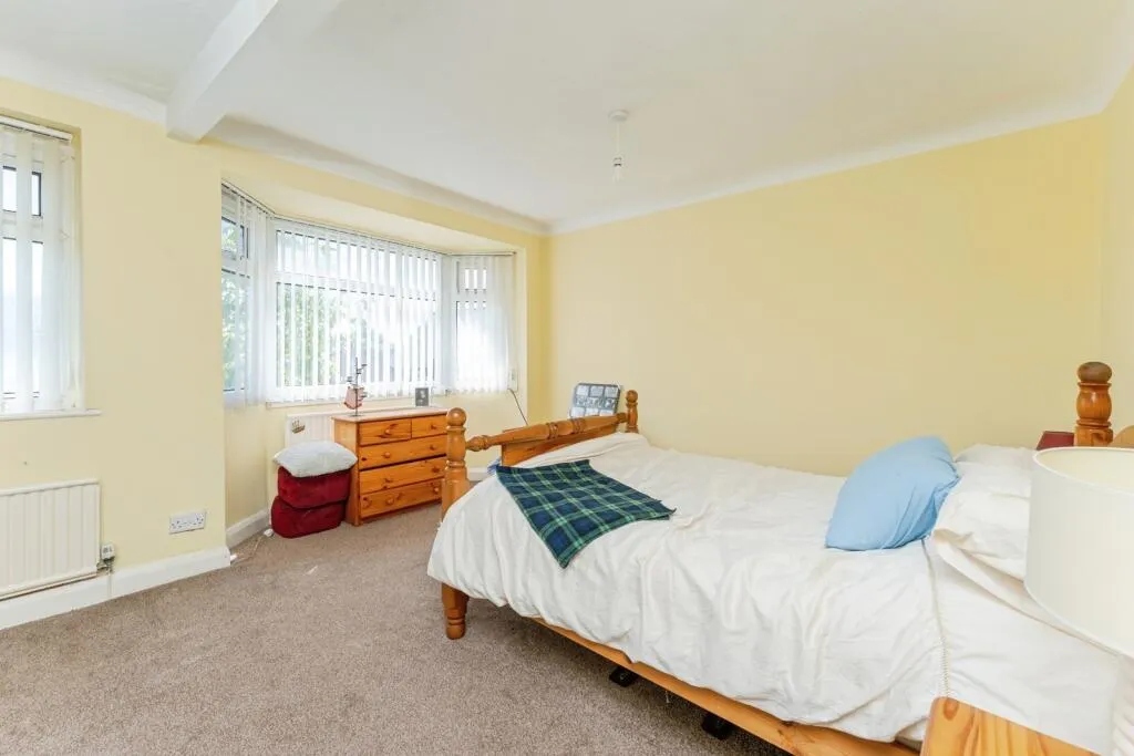 2 bed Detached
