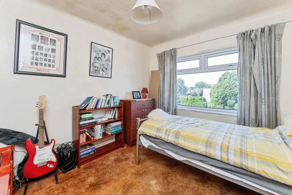 2 bed Detached