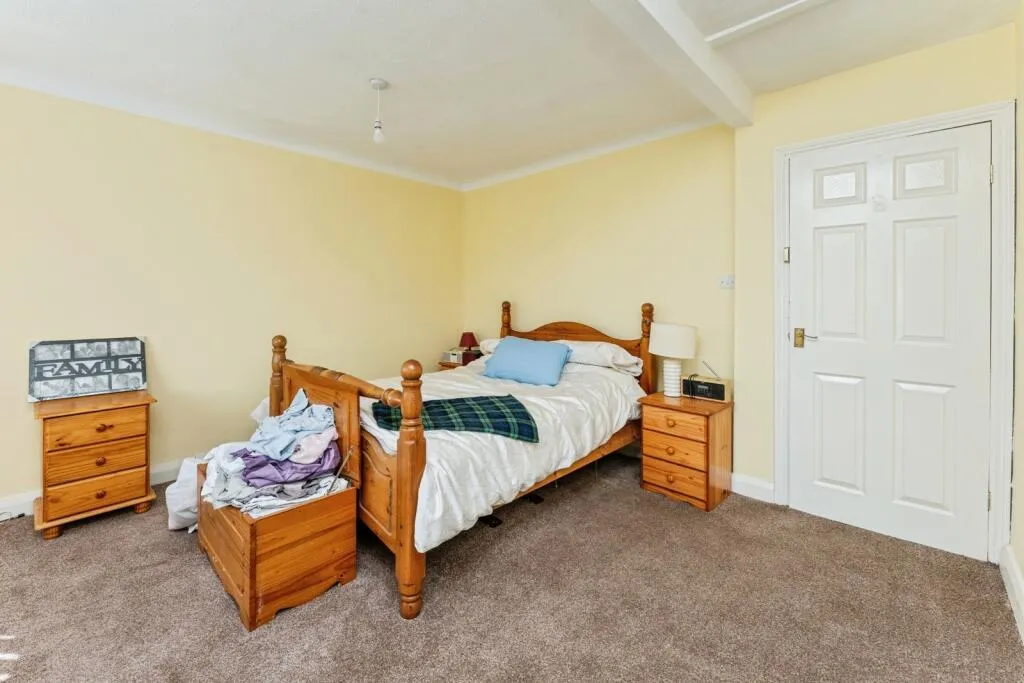 2 bed Detached