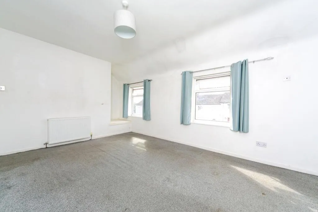 2 bed Terraced