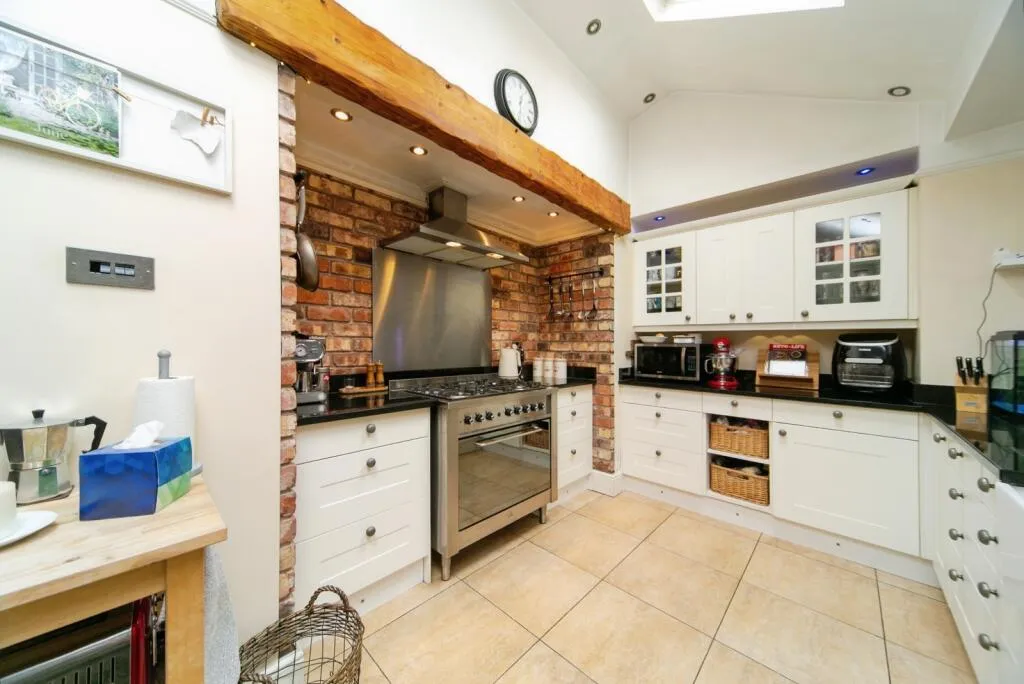 3 bed Detached Bungalow
