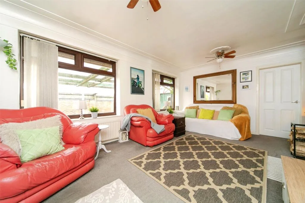 3 bed Detached Bungalow