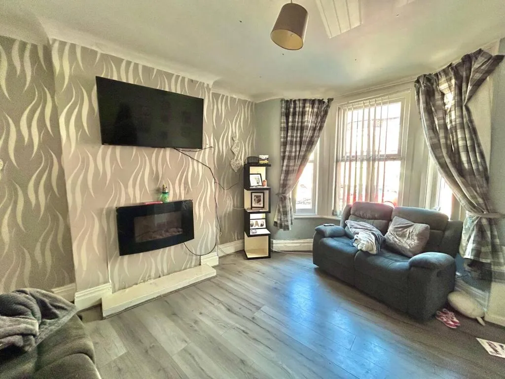 3 bed Terraced