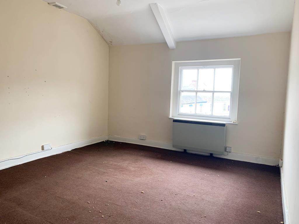 Commercial Town Centre Investment With Potential