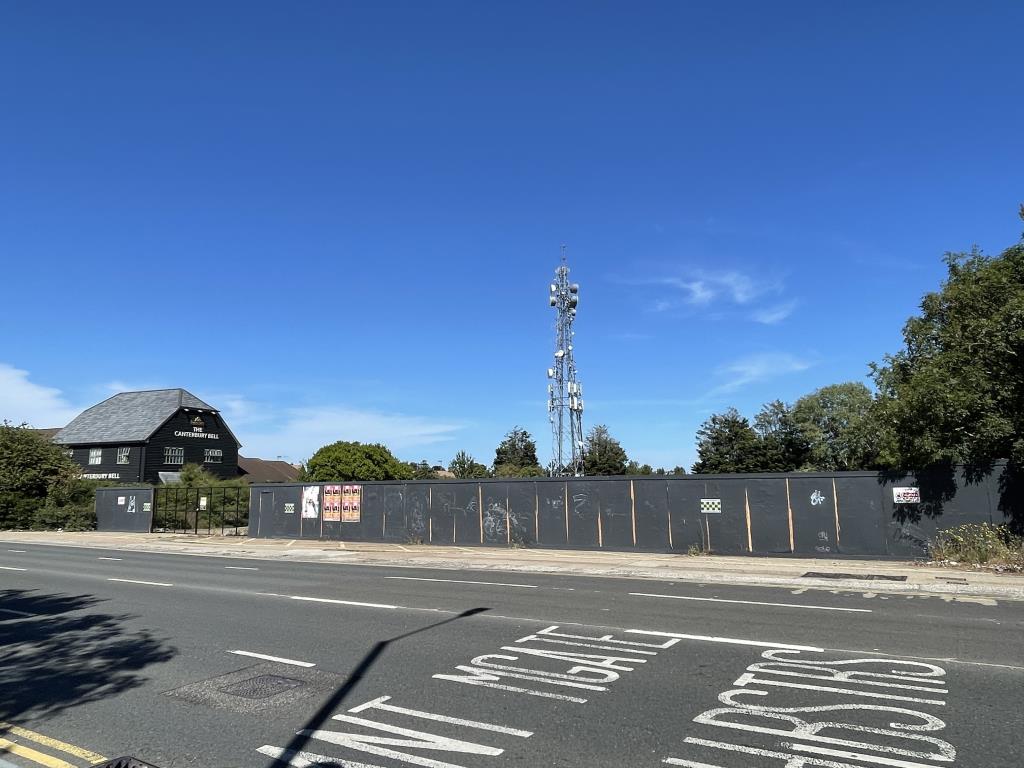 Valuable Site Extending To 1.69 Acres With Potential For Development In Prime Location