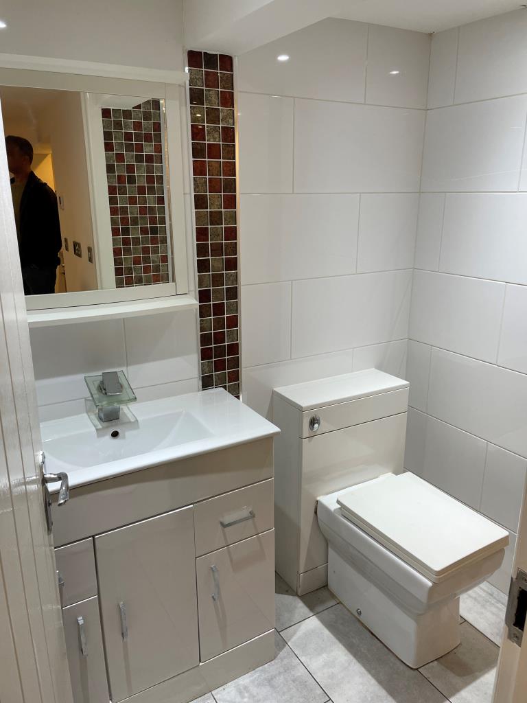 Recently Refurbished Split-Level Flat
