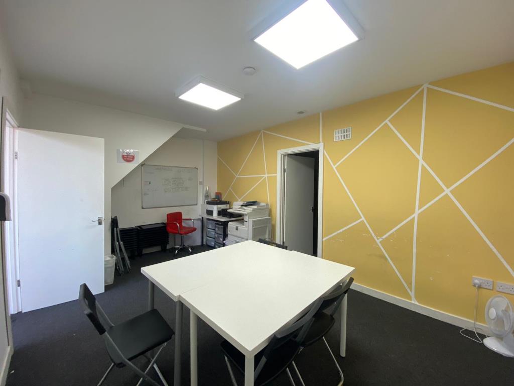 Freehold Commercial Investment And Vacant Two-Bedroom Maisonette