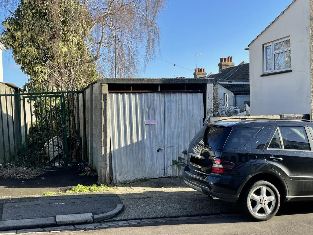 Two Flats For Refurbishment With Planning For Extension