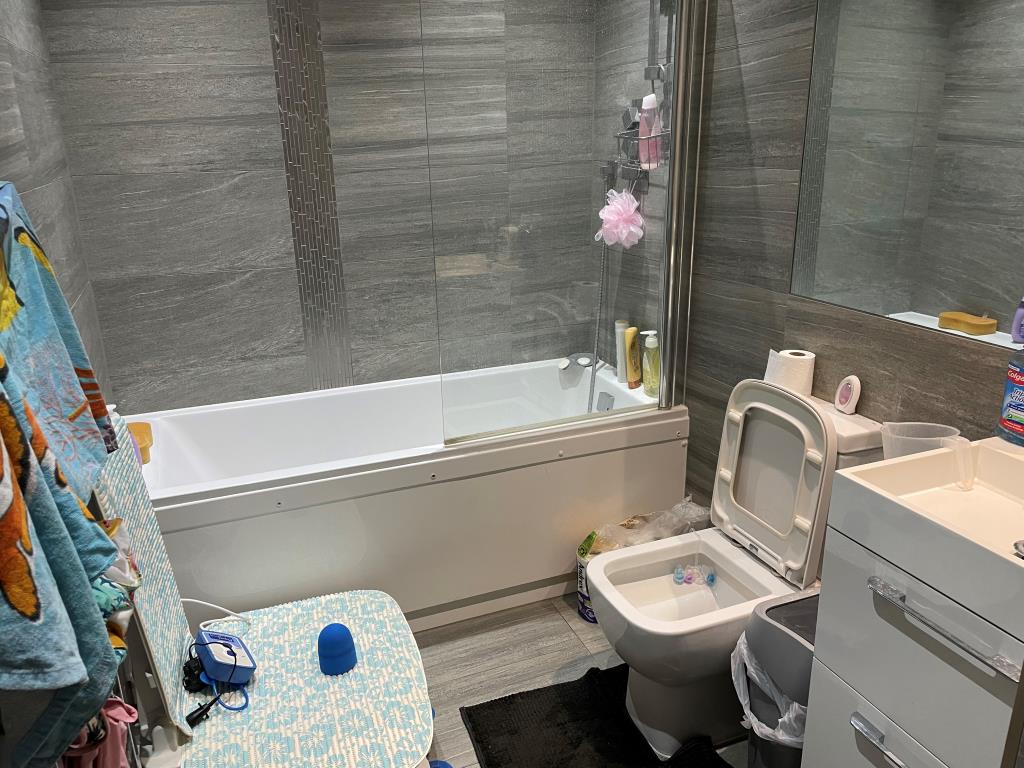 Flat For Investment Producing £10,800 Per Annnum