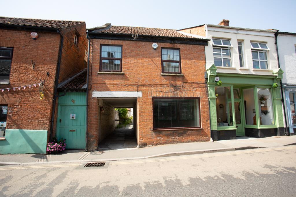 Vacant Commercial Property With Potential