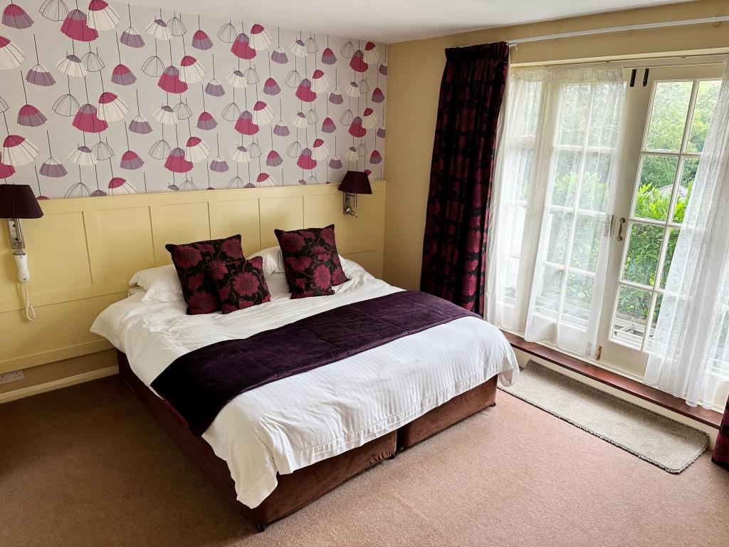 Former Period Hotel With Potential