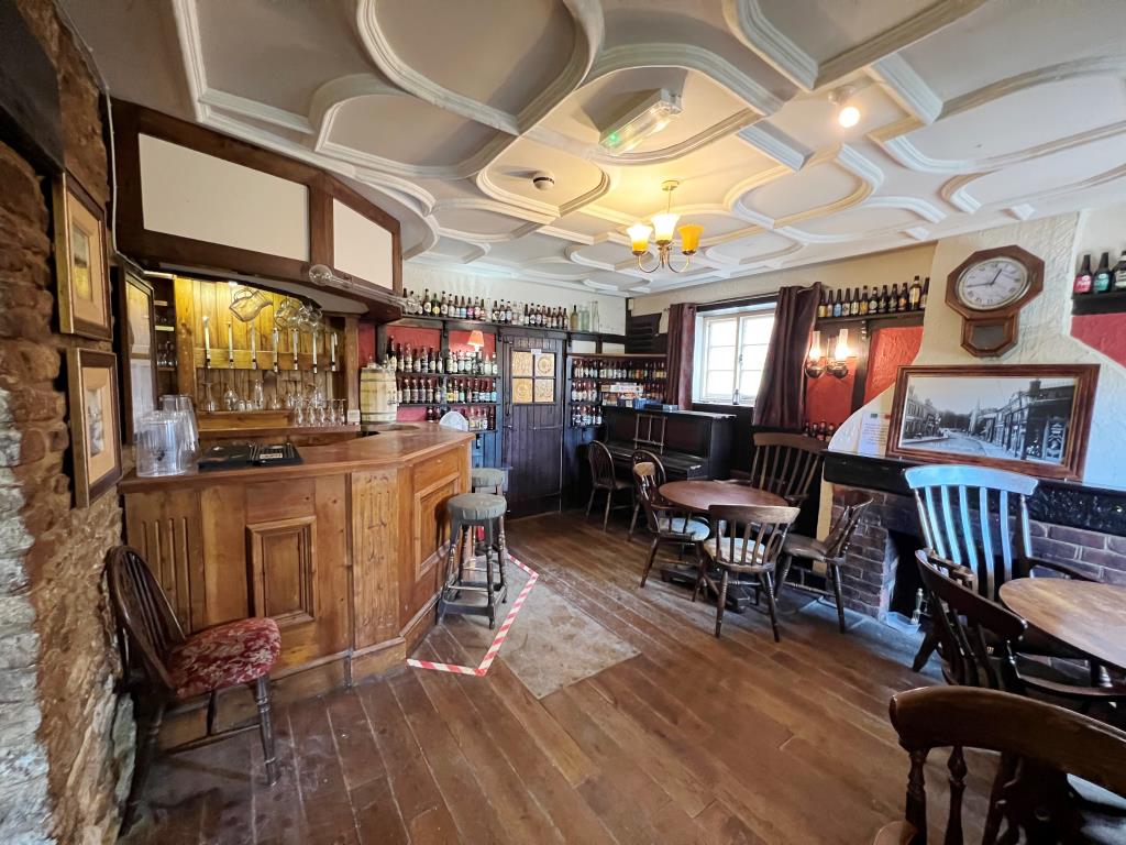Public House On Plot Of Over A Third Of An Acre