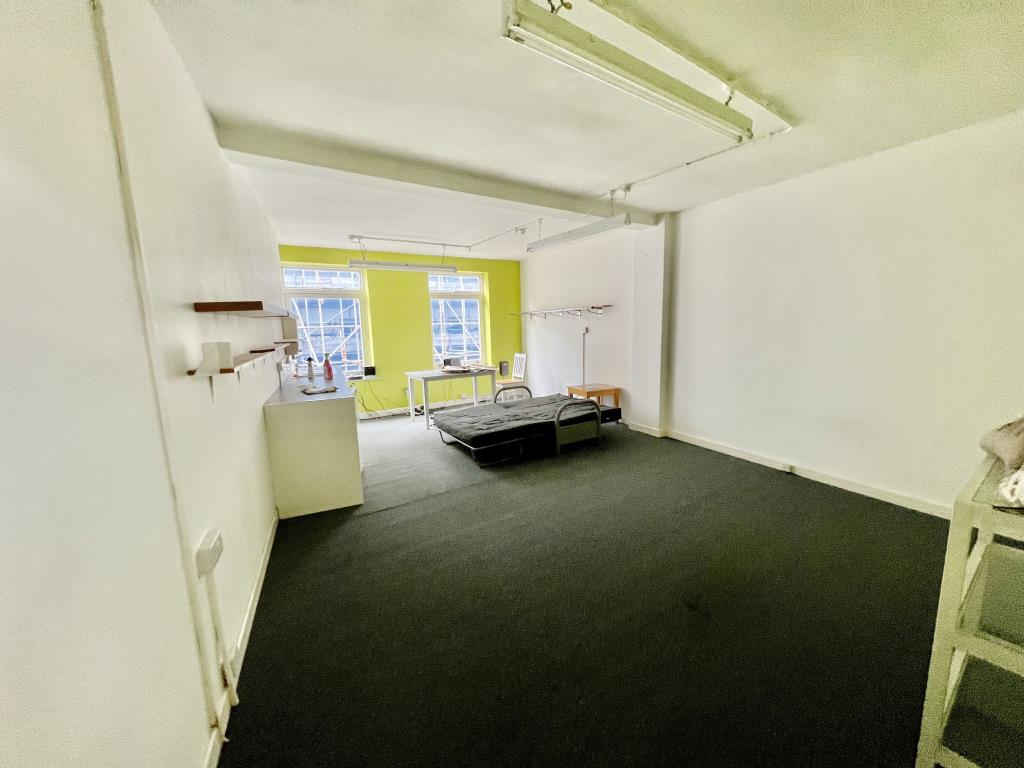 Freehold Town Centre Commercial Investment