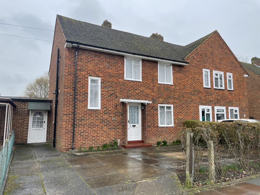 Semi-Detached House For Improvement