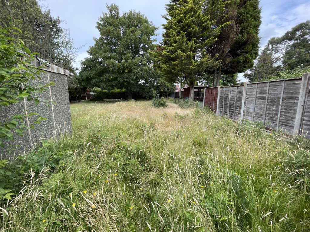 Semi-Detached Bungalow With Garage For Improvement