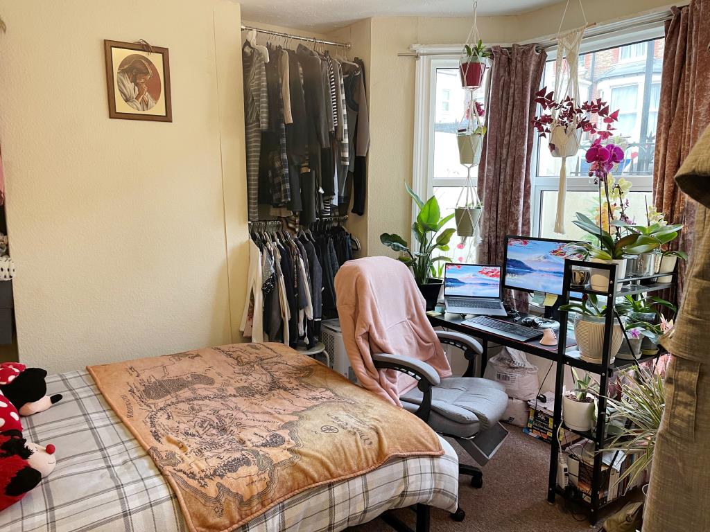 Patio Flat For Investment In City Centre