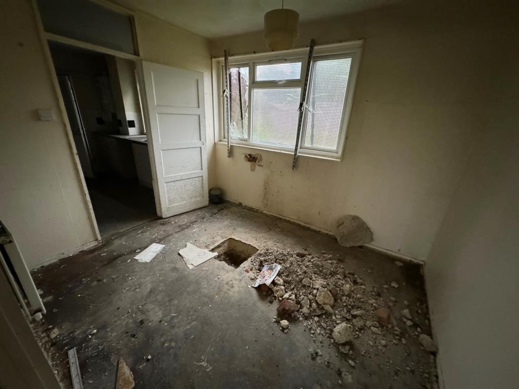 Three-Bedroom House For Improvement And Repair