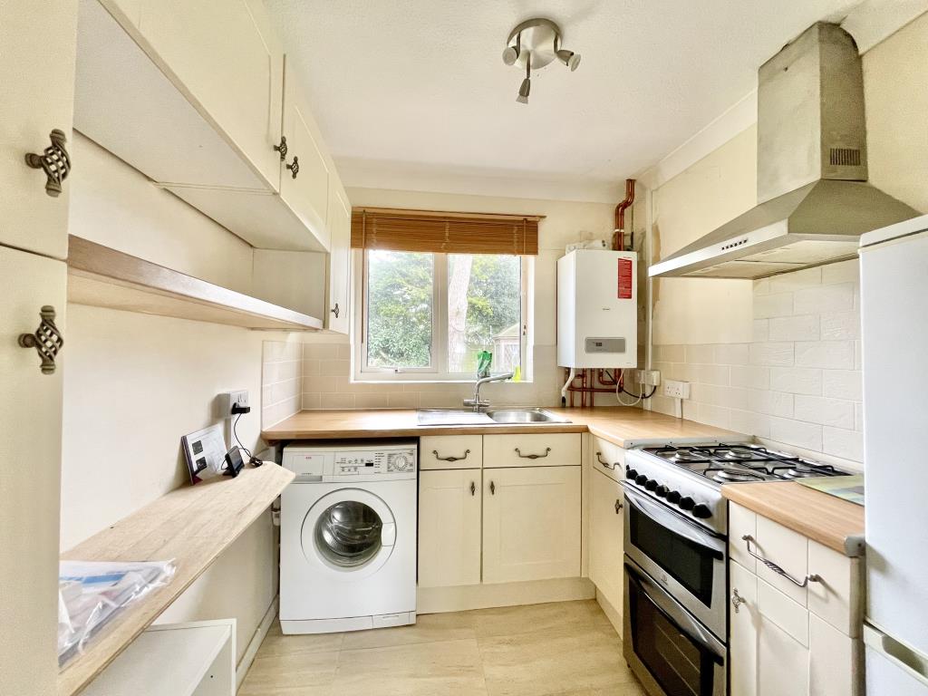 Bungalow For Improvement In Attractive Location