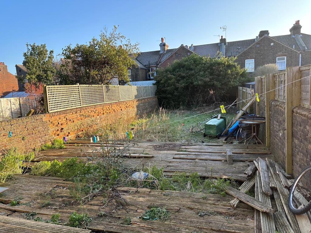 Six-Bedroom Semi-Detached House Currently Arranged As A Hmo