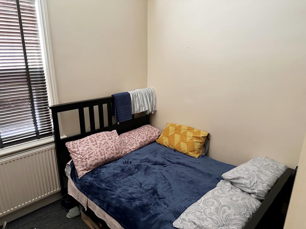 Six-Bedroom Semi-Detached House Currently Arranged As A Hmo
