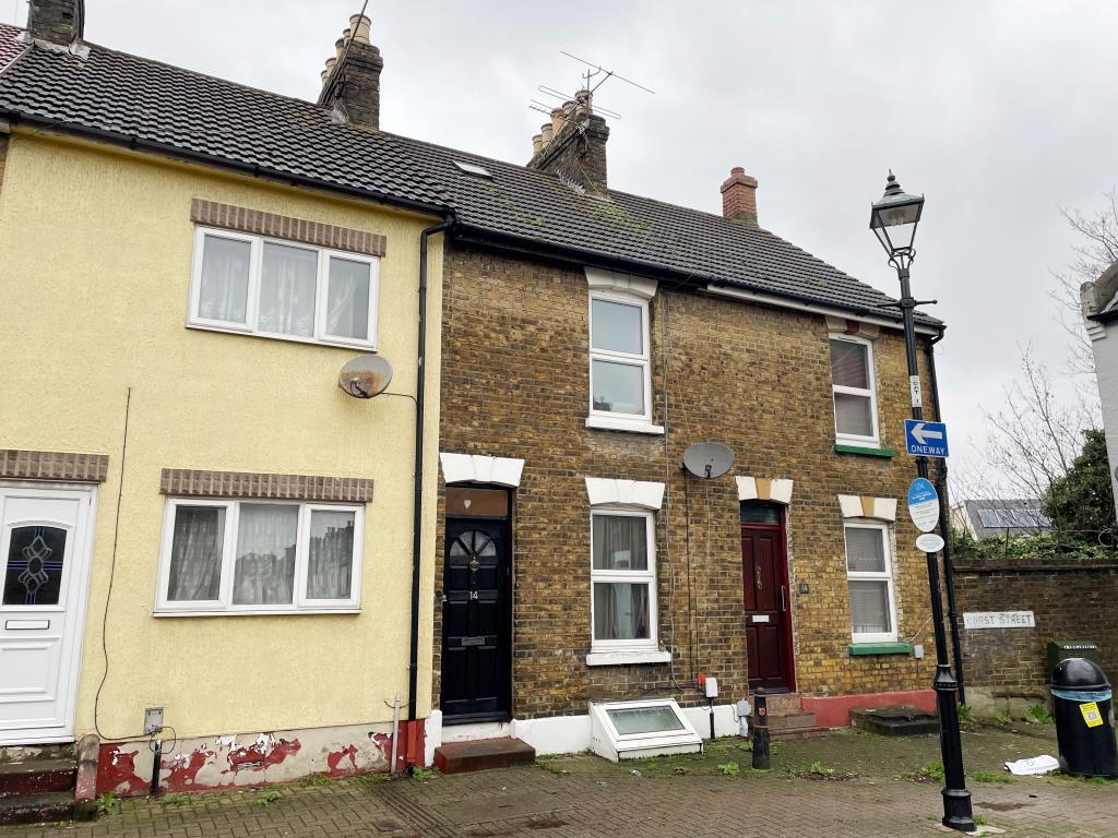 Mid-Terrace House For Improvement