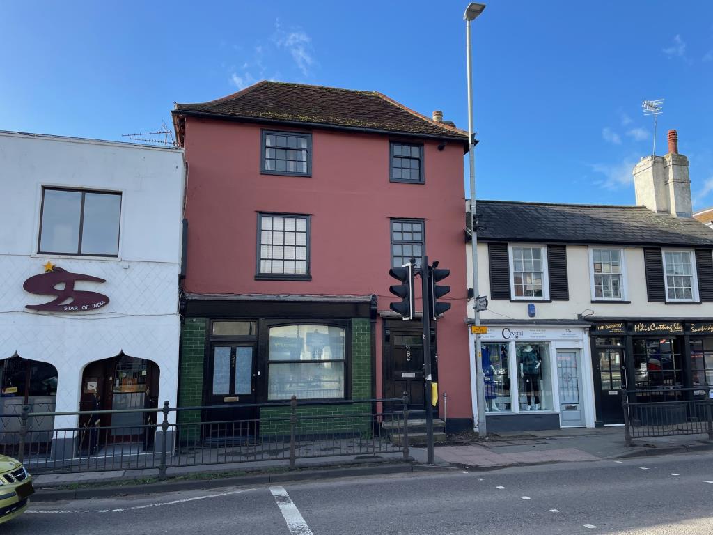 Vacant Studio Flat For Investment