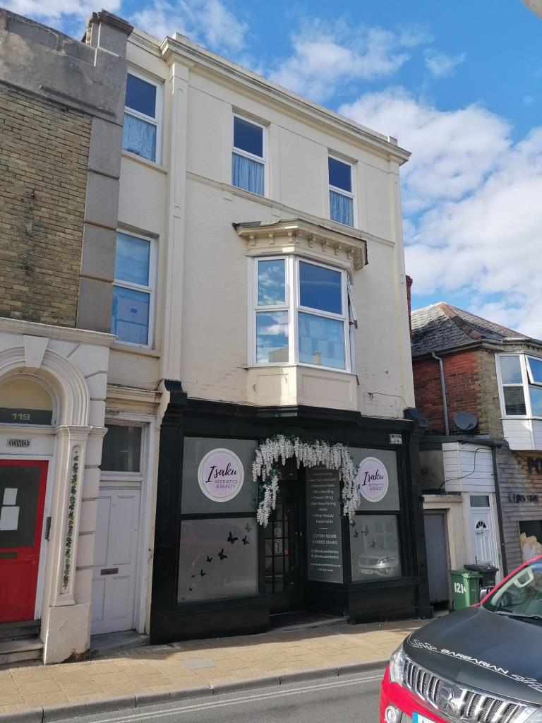 Freehold Town Centre Mixed Investment