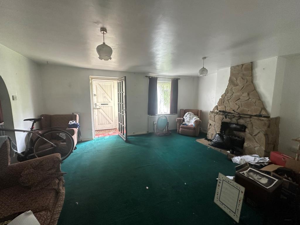Four-Bedroom House For Refurbishment