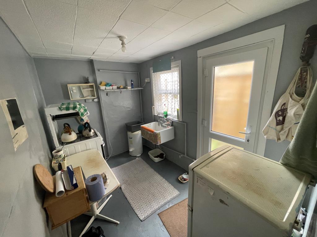 Freehold Mid-Terrace House For Investment
