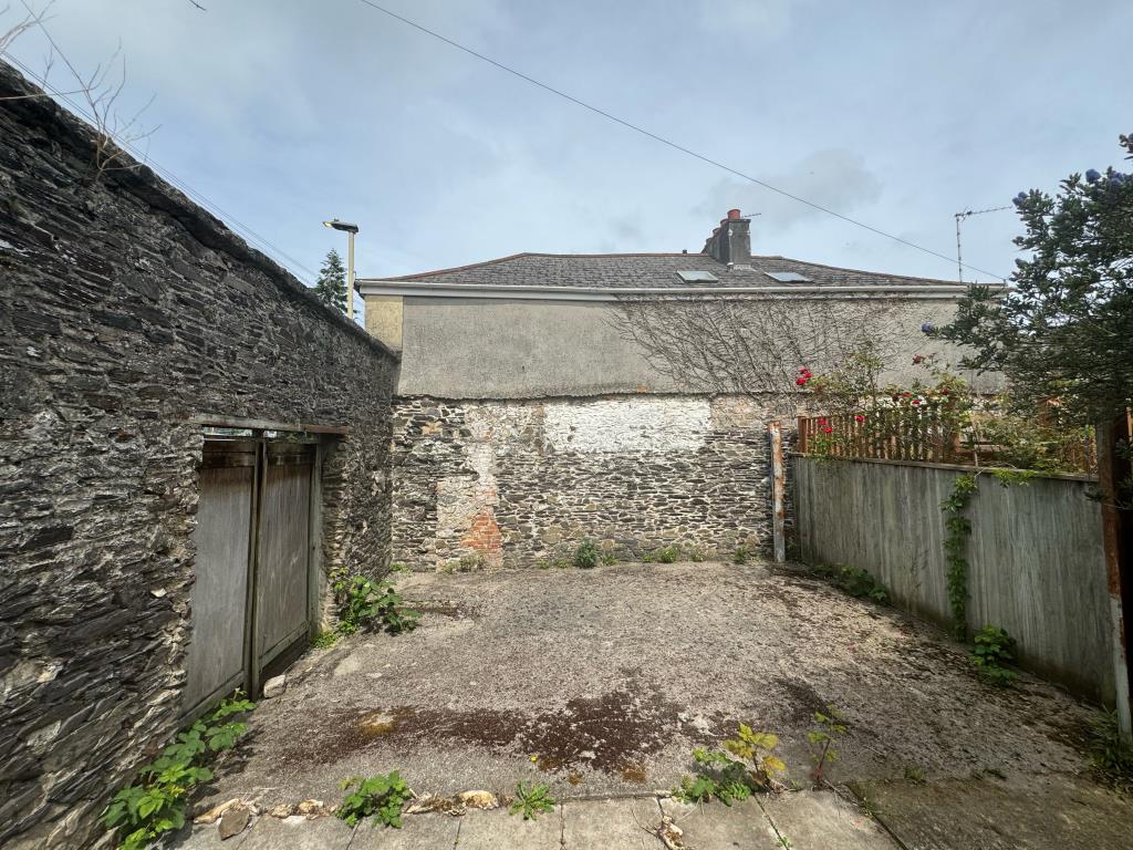 Freehold Yard/land