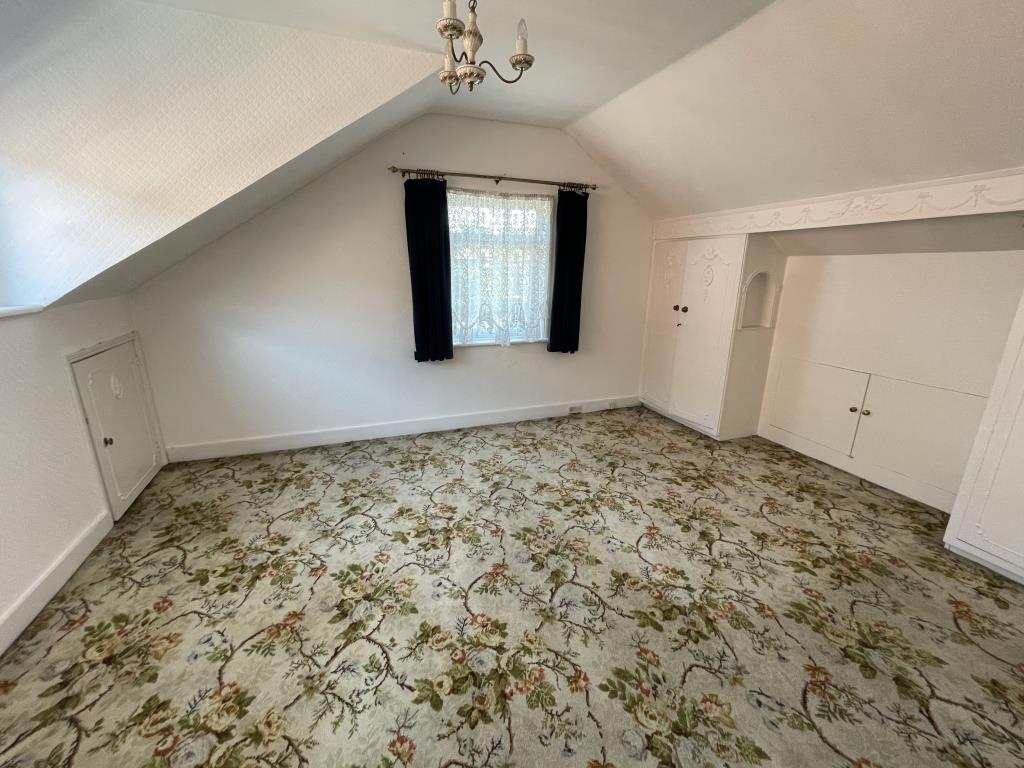 Detached Bungalow & Garage With Potential