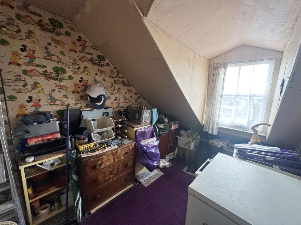 Three-Bedroom Maisonette For Investment